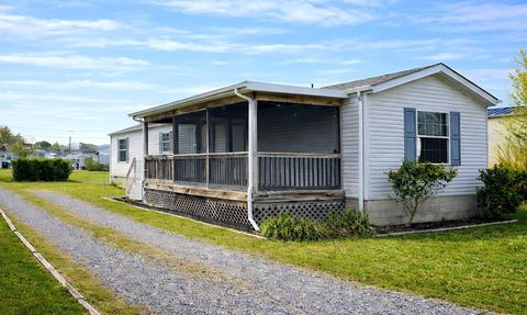 Mobile Home For Sale - 5328 Merritt Dr<br/> Accomack County, Chincoteague, VA 23336
