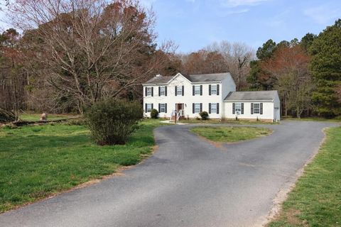 Homes For Sale - 10156 Pineview Rd<br/> Accomack County, Atlantic, VA 23303