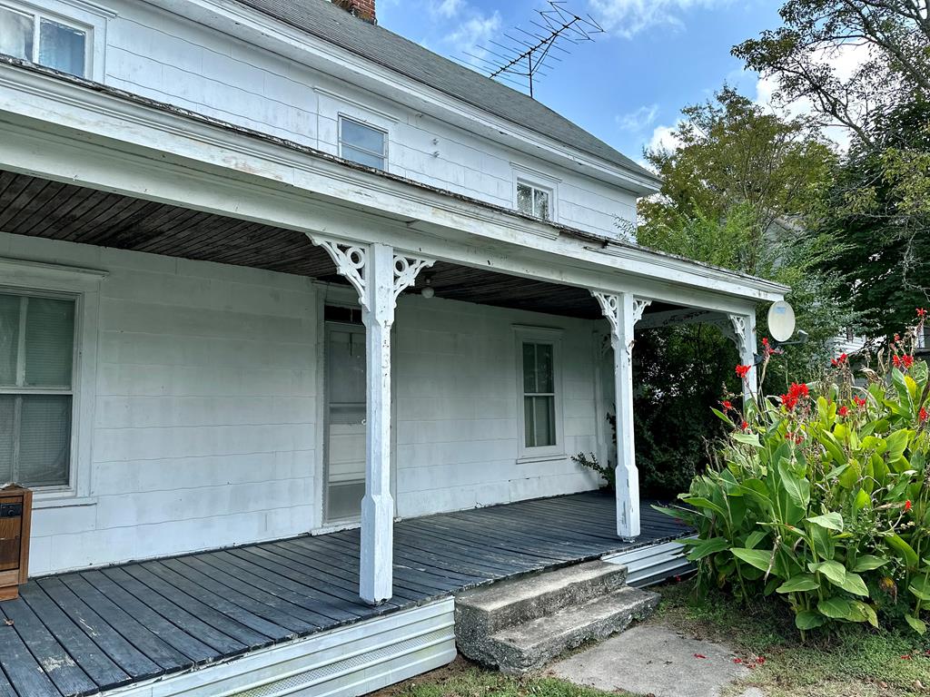 37 Main St, Wachapreague, Virginia image 1