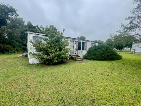 Homes For Sale - 33013 Wisco One<br/> New Church, VA 23415