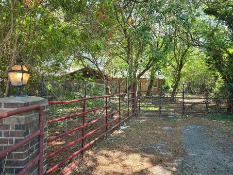 Homes For Sale - 17511 Plantation Rd<br/> Accomack County, Onancock, VA 23417