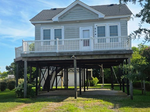 Homes For Sale - 6541 Broadwater Cir<br/> Northampton County, Oyster, VA 23310