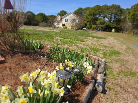 Homes For Sale - 19006 North Dr<br/> Parksley, VA 23421