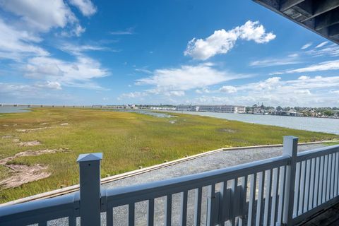 Townhouse For Sale - 6141 Marsh Island Dr<br/> Chincoteague, VA 23336