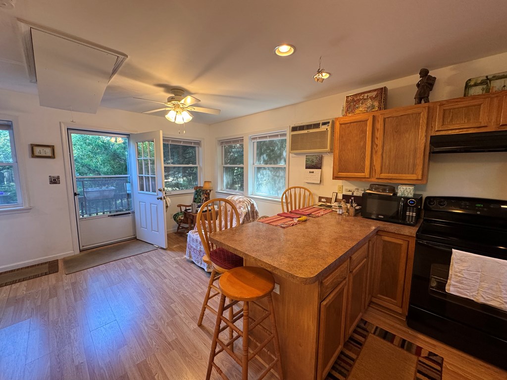 6038 Limpet Dr, Horntown, Virginia image 2