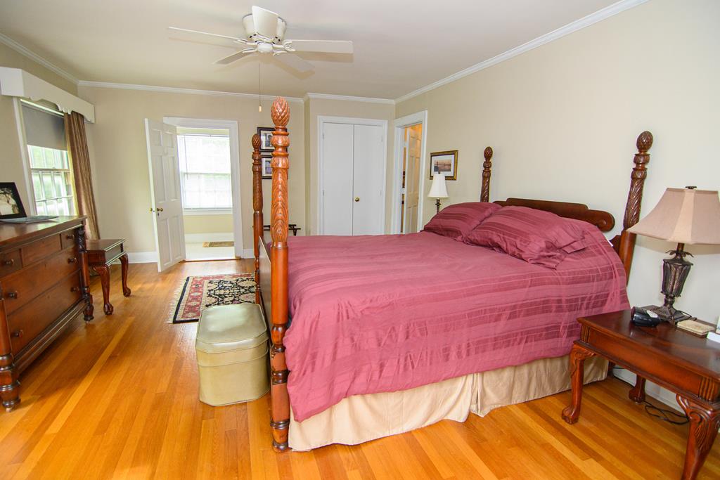 86 Market St, Onancock, Virginia image 43