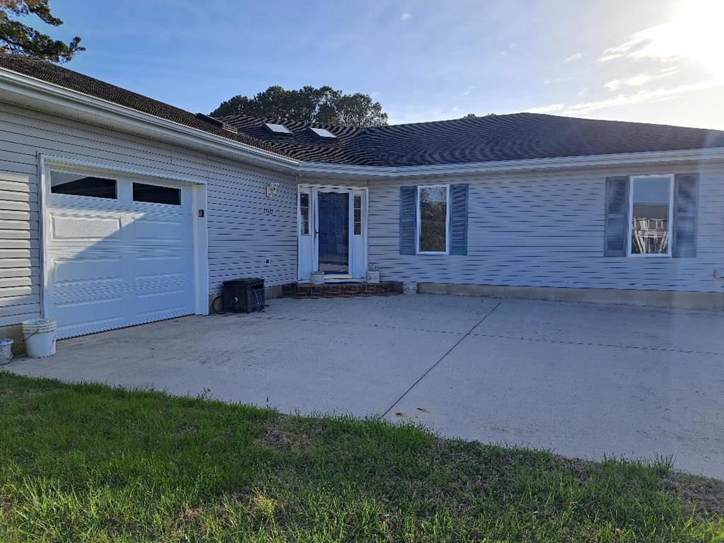 37122 Shark Ct, Greenbackville, Virginia image 1