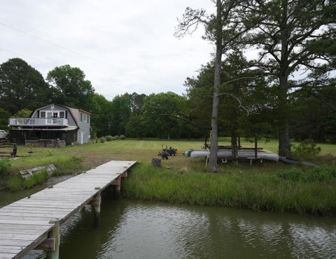 Homes For Sale - 30191 Back Creek Rd<br/> Hacksneck, VA 23358