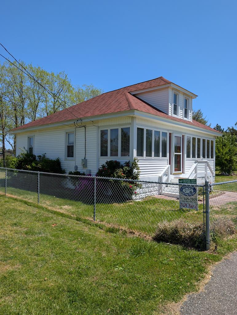 6029 Daisy St, Chincoteague, Virginia image 2