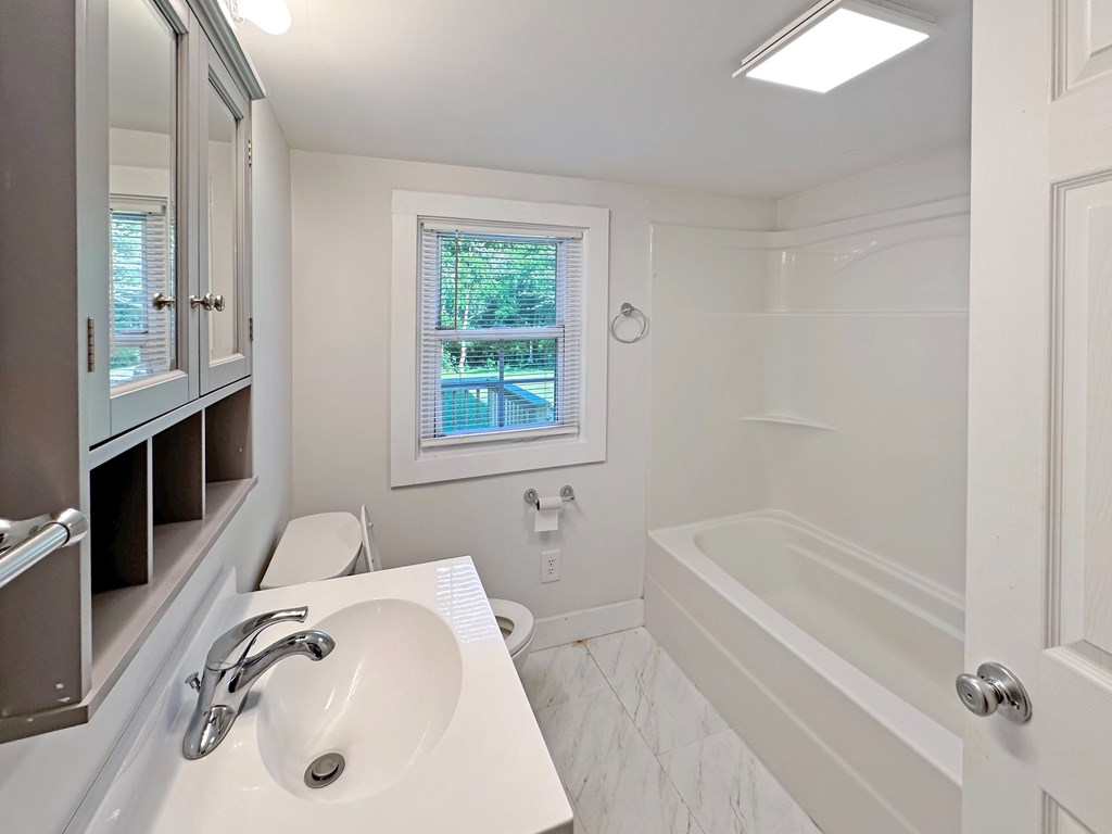 10221 Atlantic Rd, Atlantic, Virginia image 10