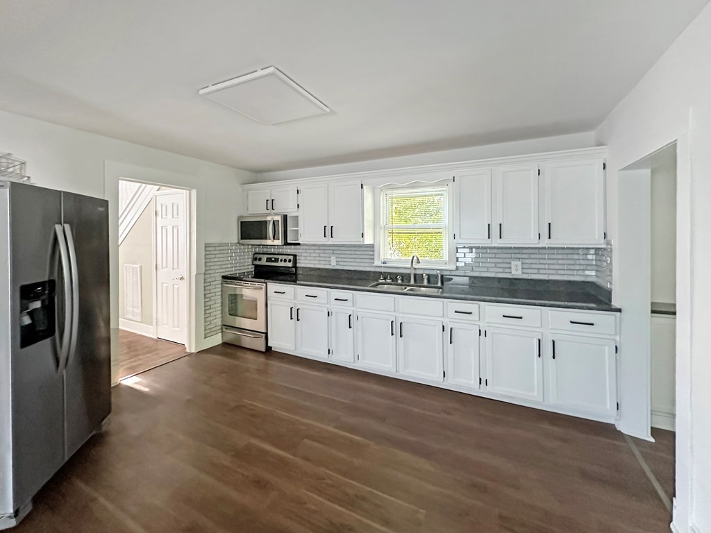 10221 Atlantic Rd, Atlantic, Virginia image 6