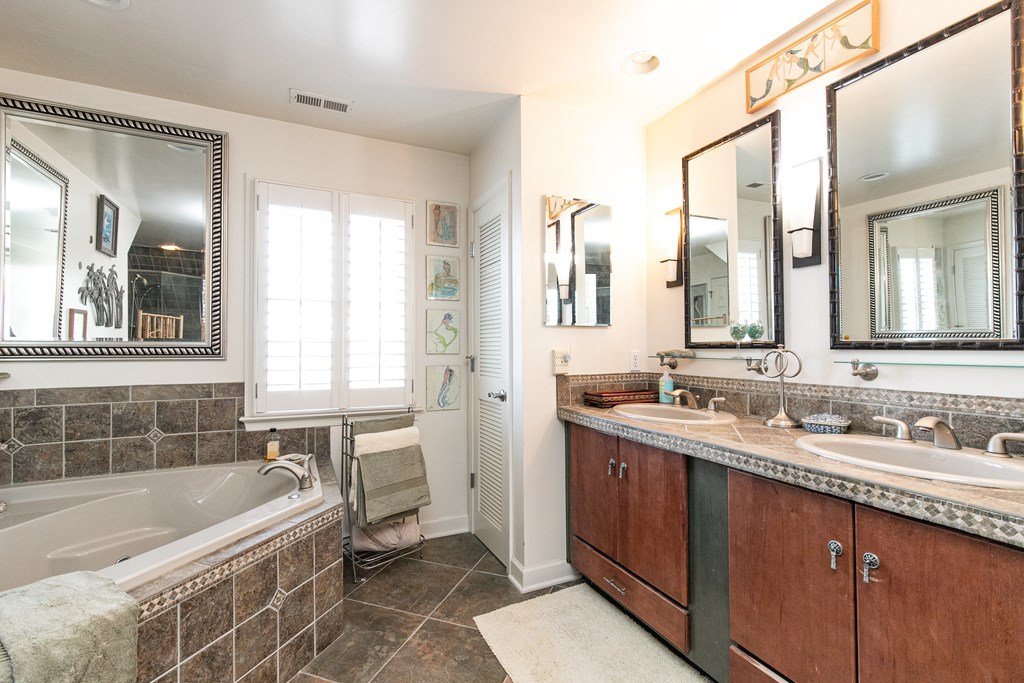 30416 Broughton Lane, Painter, Virginia image 39