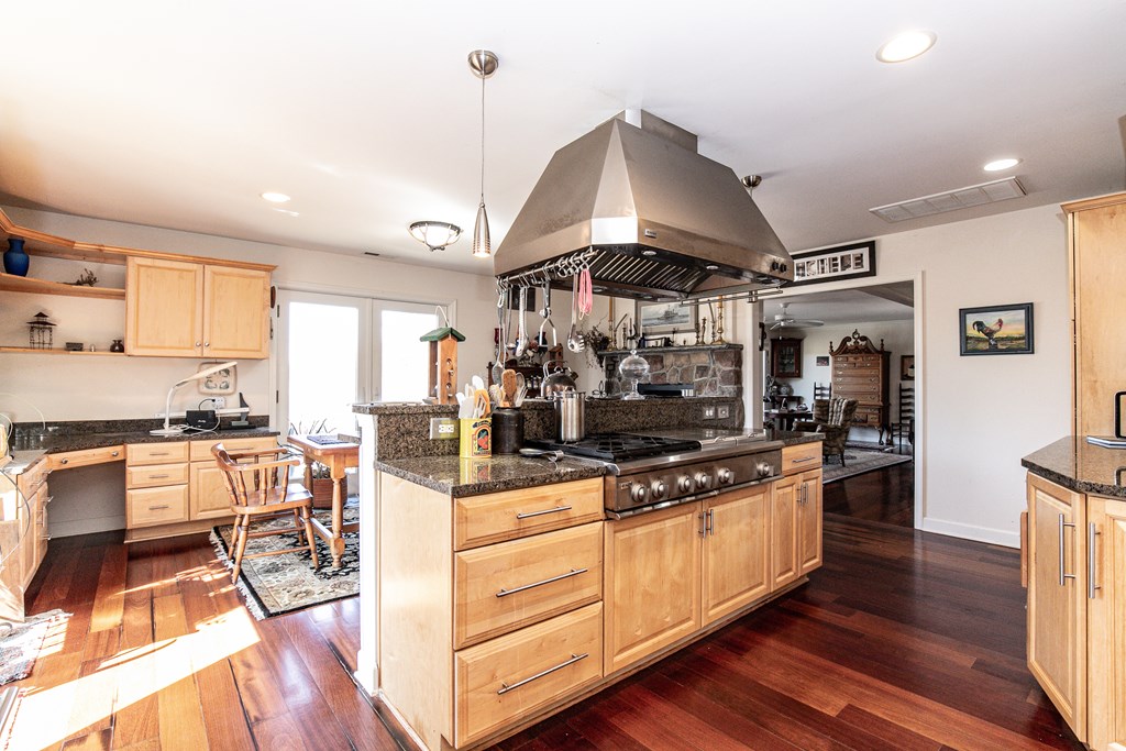30416 Broughton Lane, Painter, Virginia image 17