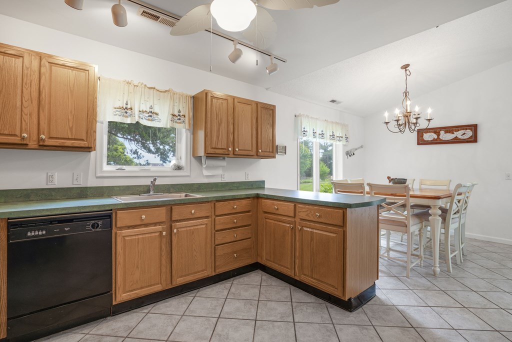 37122 Shark Ct, Greenbackville, Virginia image 12