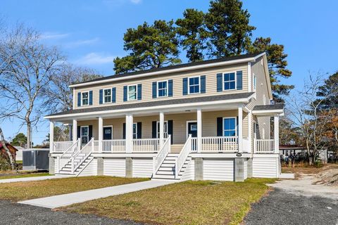 Multifamily For Sale - 7921 East Side Rd<br/> Accomack County, Chincoteague, VA 23336