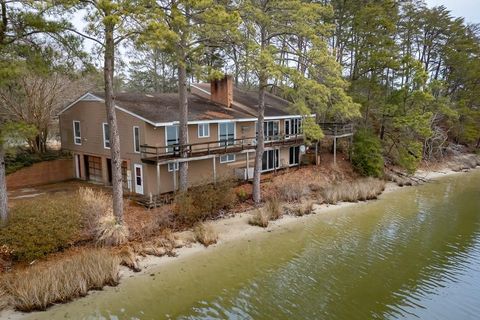 Homes For Sale - 35536 Creekside Dr<br/> Belle Haven, VA 23306