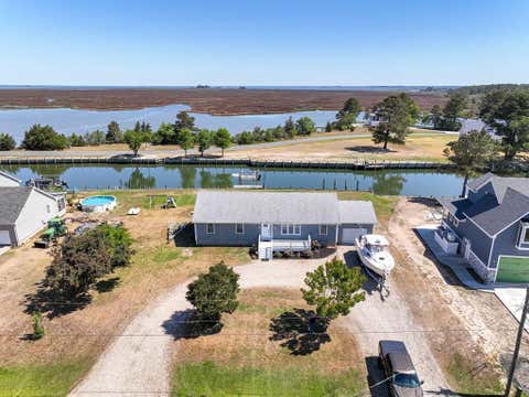 Homes For Sale - 20295 Canvasback Ln<br/> Onancock, VA 23417