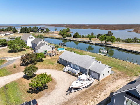 Homes For Sale - 20295 Canvasback Ln<br/> Accomack County, Onancock, VA 23417