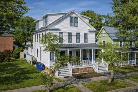 Homes For Sale - 307-309 Randolph Ave<br/> Cape Charles, VA 23310