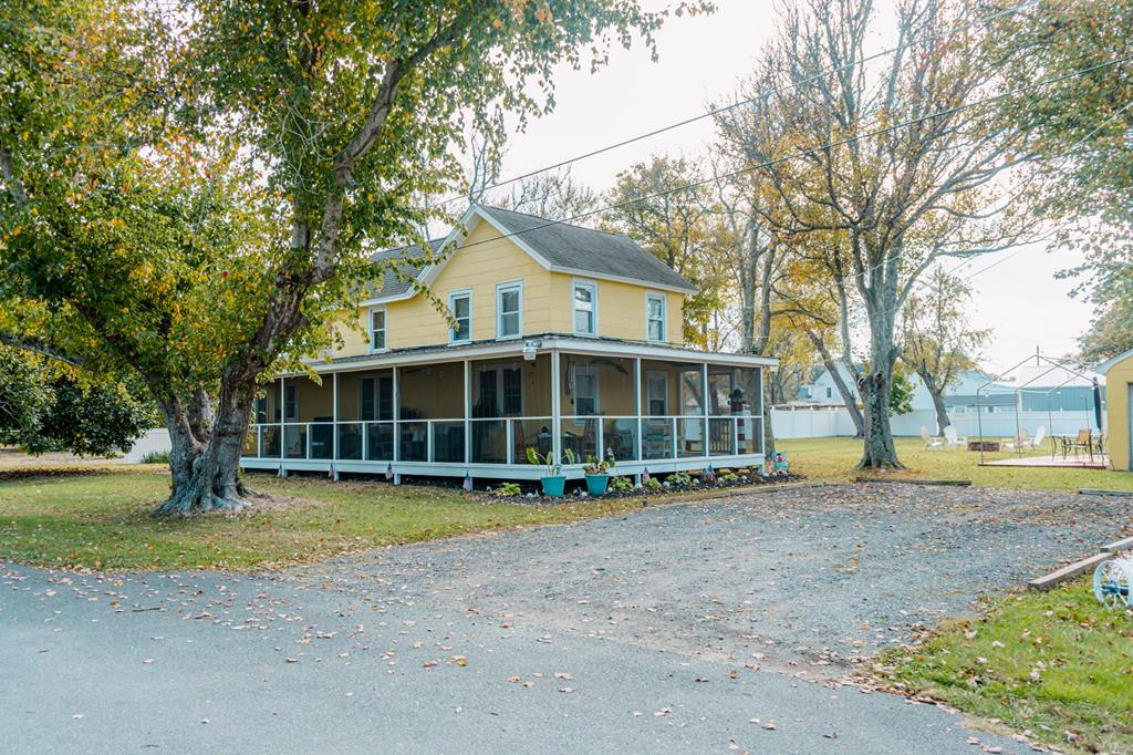 6286 Smith St, Chincoteague, Virginia image 1