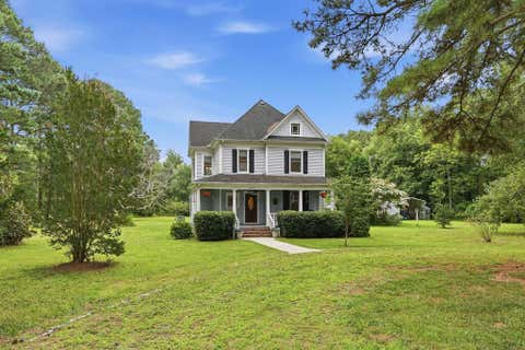 Homes For Sale - 34079 Seaside Rd<br/> Accomack County, Painter, VA 23420