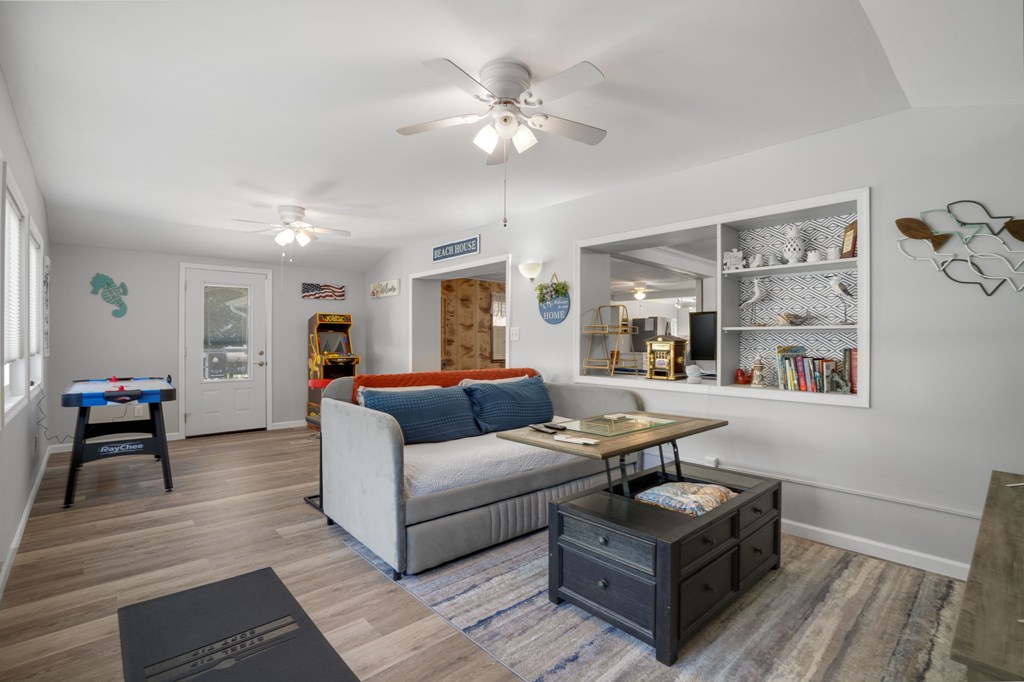 3328 Willow St, Chincoteague, Virginia image 25