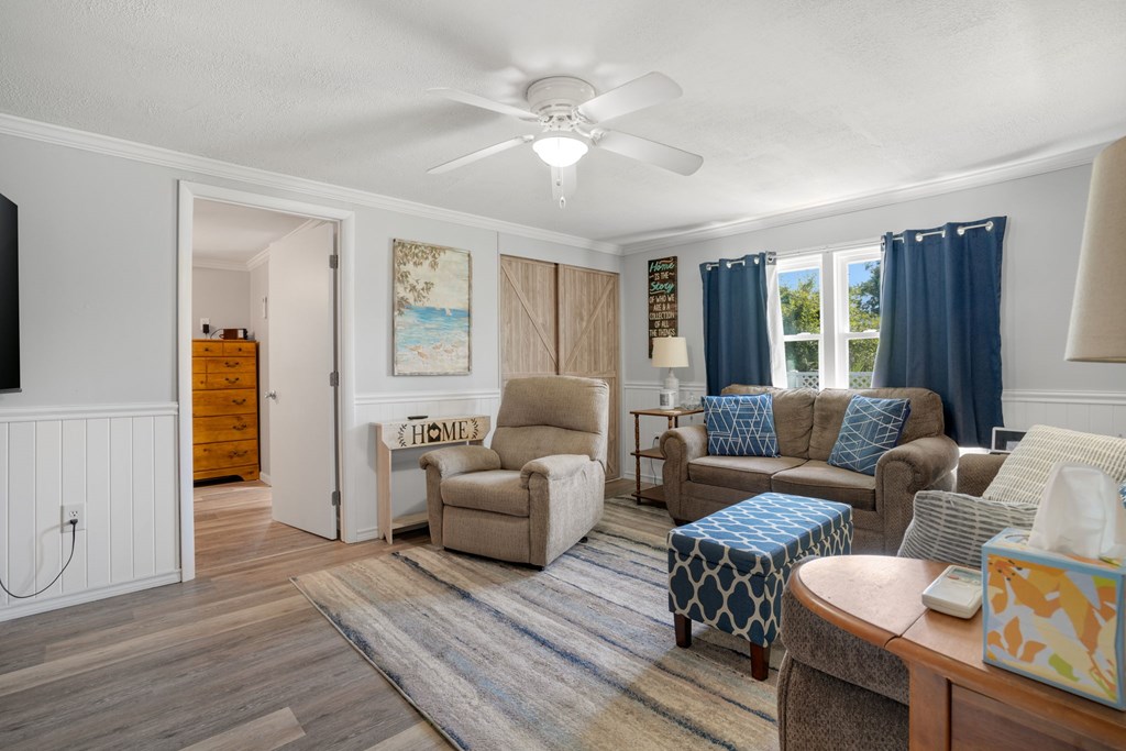 3328 Willow St, Chincoteague, Virginia image 11