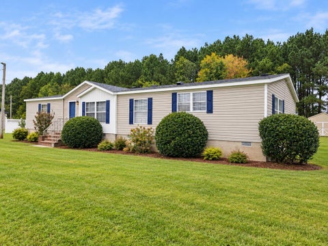 Mobile Home For Sale - 27505 Nelsonia Rd<br/> Accomack County, Bloxom, VA 23308
