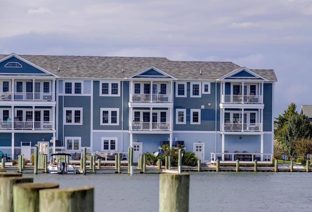 6189 Marsh Island Dr, Chincoteague, Virginia image 2