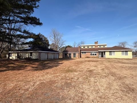 Homes For Sale - 19200 Poulson Ln<br/> Accomack County, Onancock, VA 23417