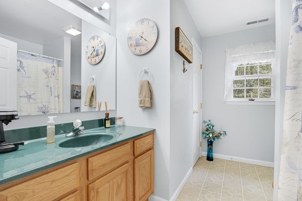 2521 Jolly Rodger Drive, Greenbackville, Virginia image 24