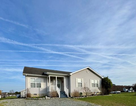 Homes For Sale - 2201 Yardarm Dr<br/> Accomack County, Greenbackville, VA 23356