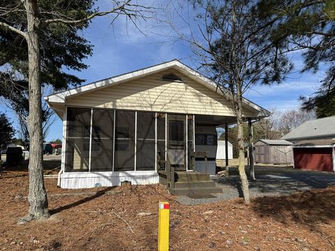 Homes For Sale - 6462* Bay Breeze Dr<br/> Horntown, VA 23395