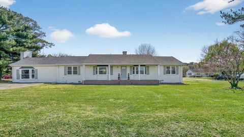 Homes For Sale - 47 Hill St<br/> Accomack County, Onancock, VA 23417