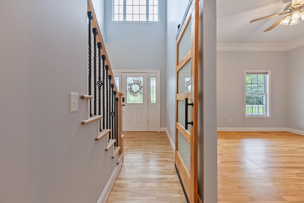 Wytheville, Virginia 24382, United States, 4 Bedrooms Bedrooms, ,3 BathroomsBathrooms,Residential,Active,142691