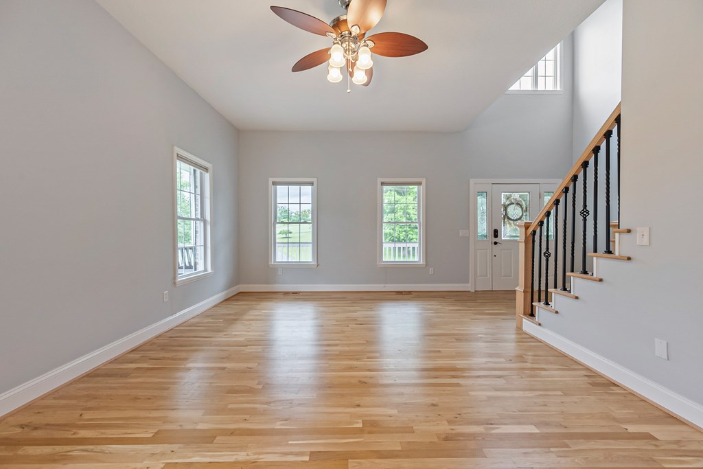 Wytheville, Virginia 24382, United States, 4 Bedrooms Bedrooms, ,3 BathroomsBathrooms,Residential,Active,142691