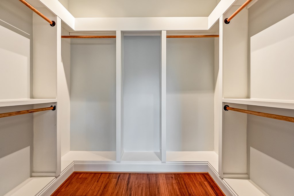 Wytheville, Virginia 24382, United States, 4 Bedrooms Bedrooms, ,3 BathroomsBathrooms,Residential,Active,142691