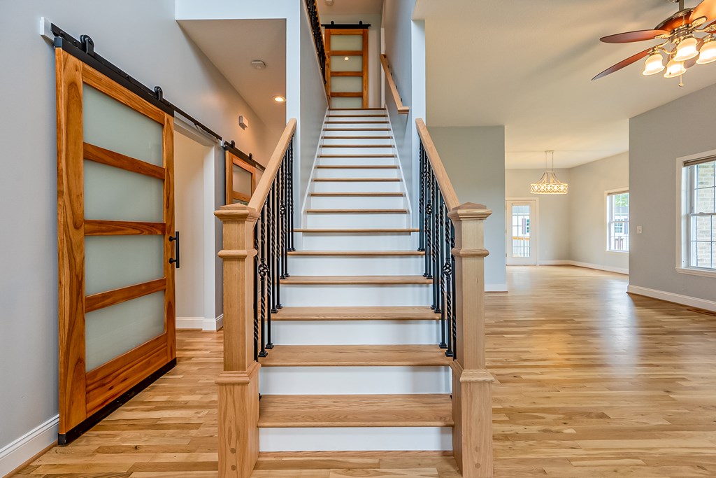 Wytheville, Virginia 24382, United States, 4 Bedrooms Bedrooms, ,3 BathroomsBathrooms,Residential,Active,142691