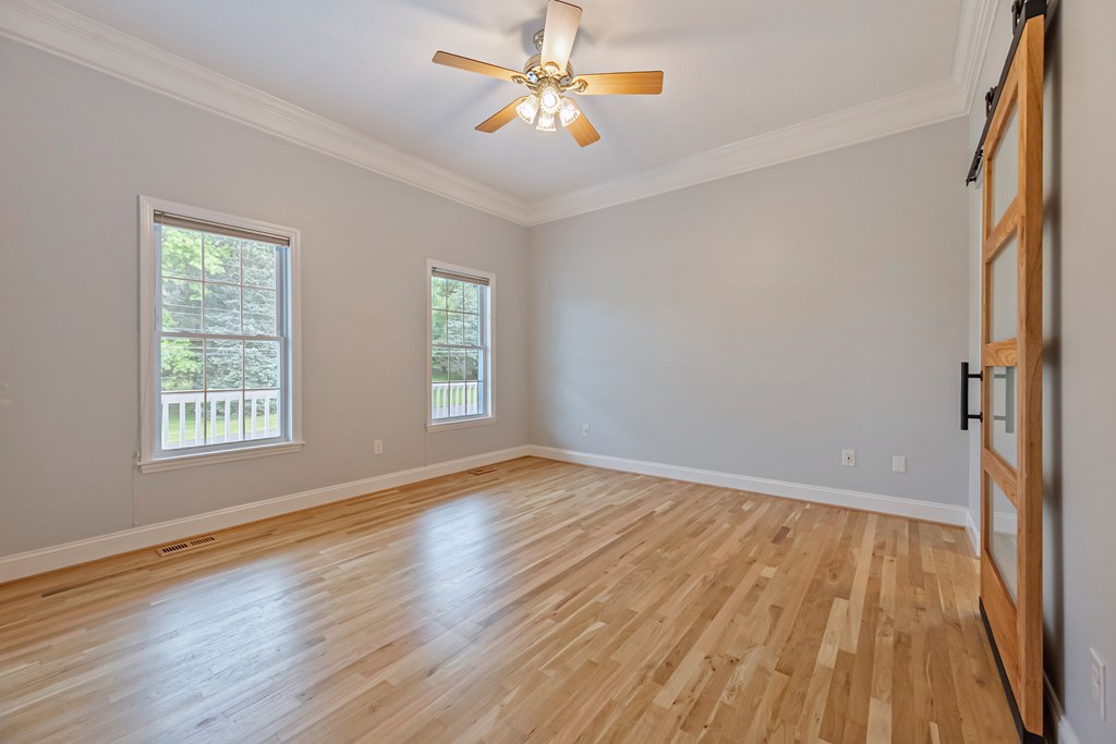 Wytheville, Virginia 24382, United States, 4 Bedrooms Bedrooms, ,3 BathroomsBathrooms,Residential,Active,142691