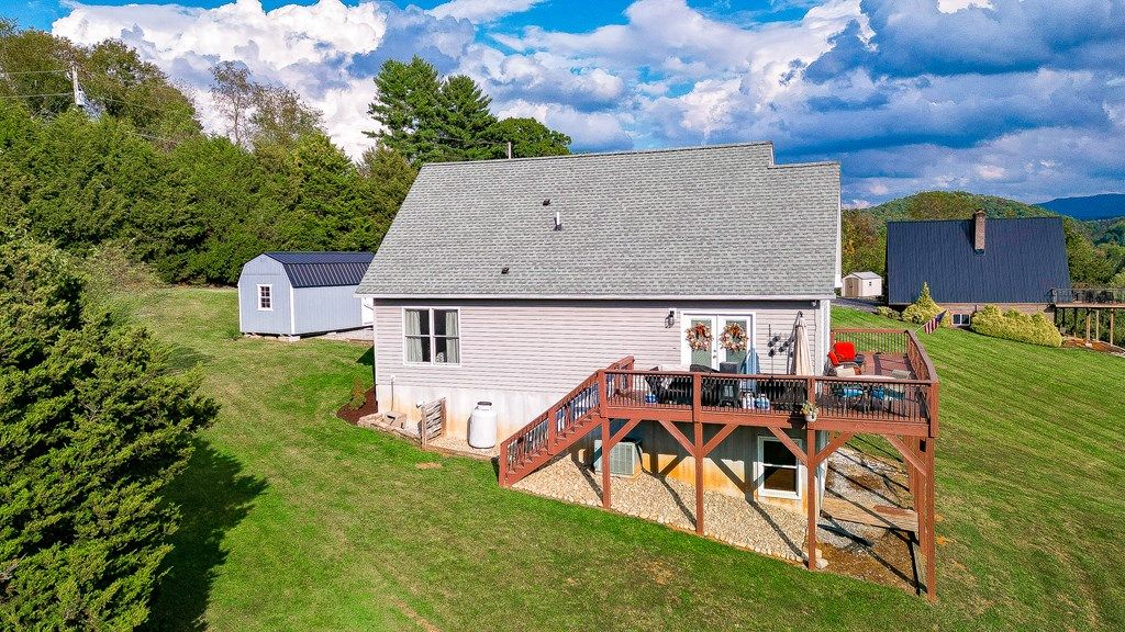 Photo of 24290 Flax Road, Abingdon, VA 24211 (MLS # 104137)