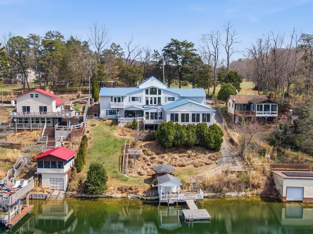 Photo of 4983 Blue Sky Ln, Dublin, VA 24084 (MLS # 109413)