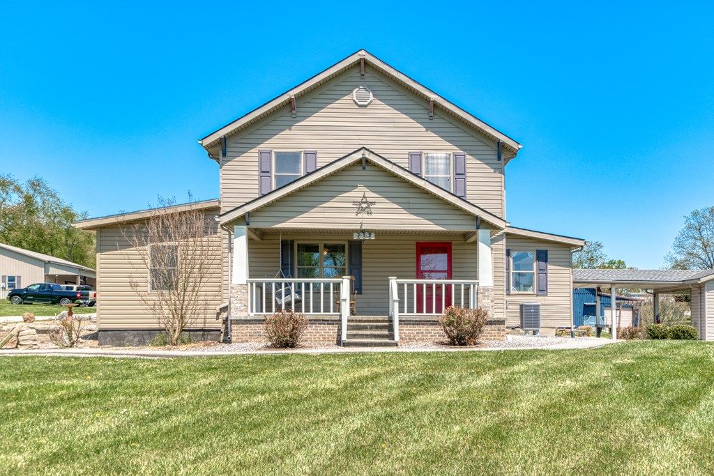 Photo of 218 Chinquapin Ave, Rural Retreat, VA 24368 (MLS # 104235)