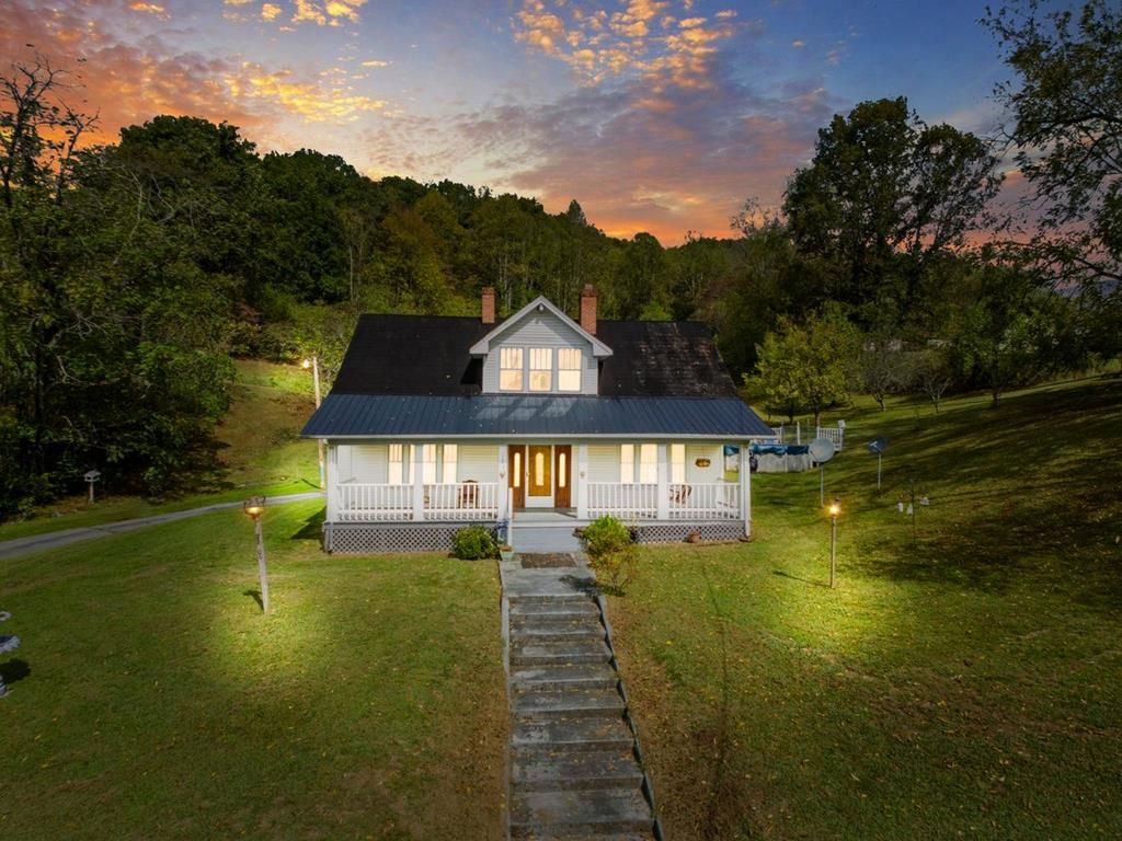 Photo of 3809 Blue Grass Trail, Saltville, VA 24370 (MLS # 103633)