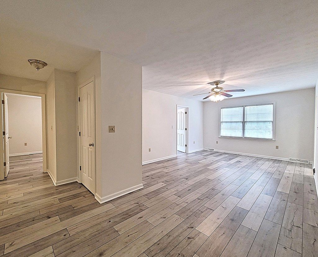 Photo of 330 Jones Lane, Abingdon, VA 24210 (MLS # 110306)