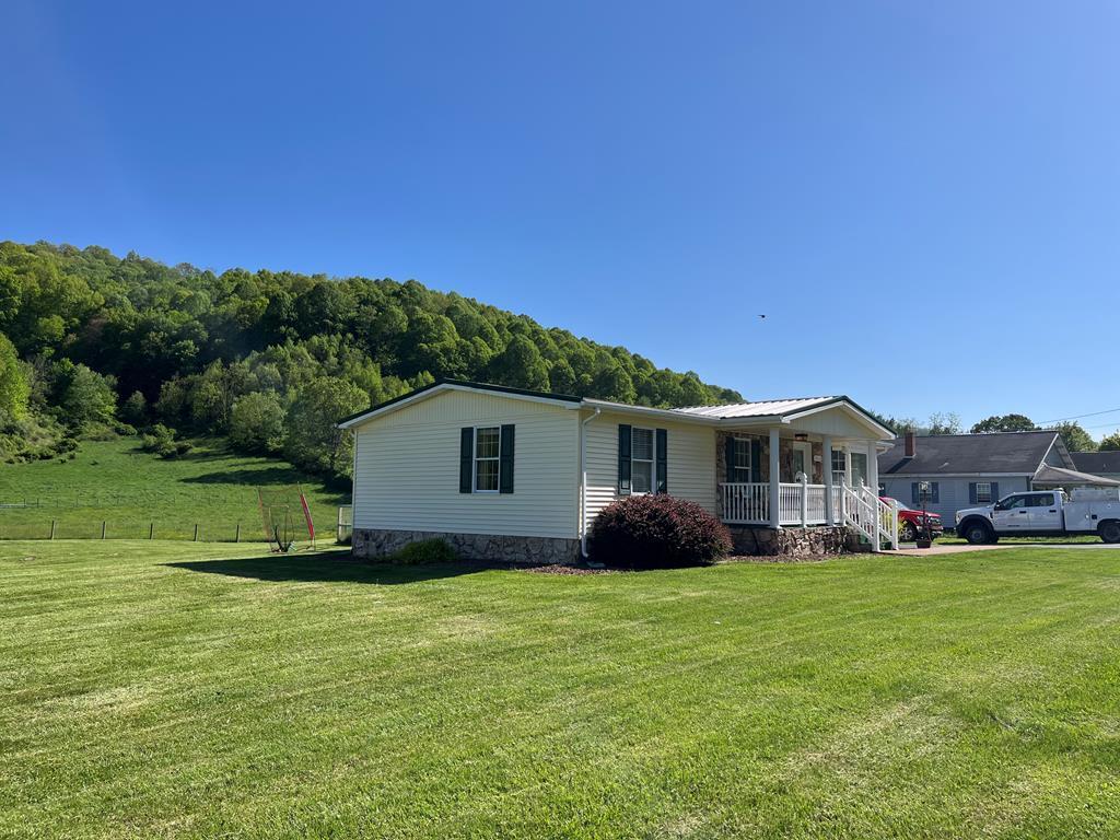 Photo of 5860 Abbs Valley, Bluefield, VA 24605 (MLS # 111753)