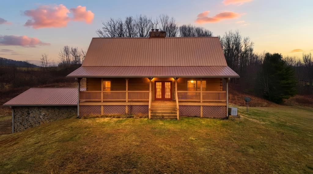 Photo of 274 Flatridge Rd, Troutdale, VA 24378 (MLS # 104463)