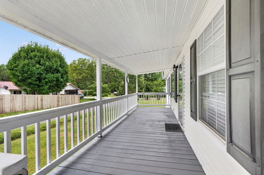 Photo of 202 N Railroad Avenue, Damascus, VA 24236 (MLS # 110688)