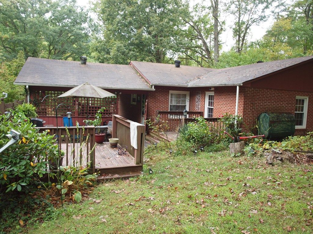 Photo of 24325 Jeb Stuart Highway, Damascus, VA 24236 (MLS # 103659)