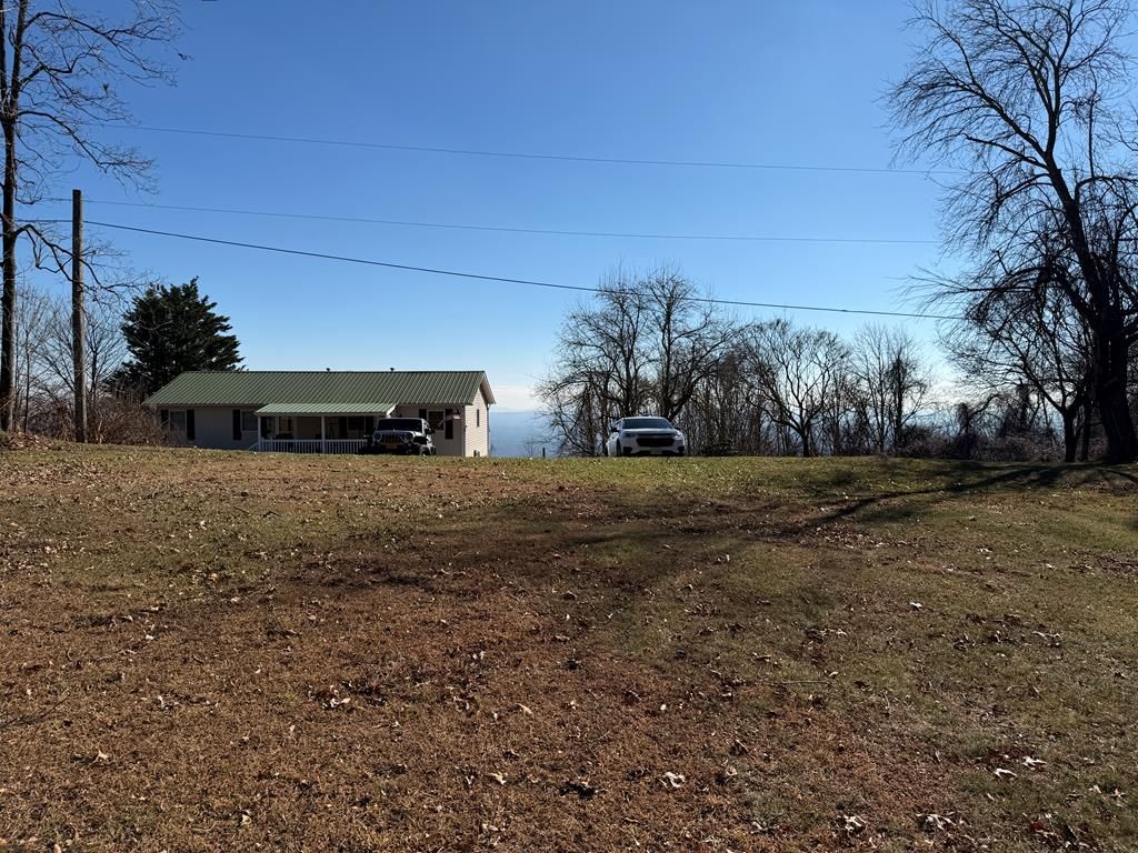Photo of TBD St Moritz Dr #5, Fancy Gap, VA 24328 (MLS # 104322)