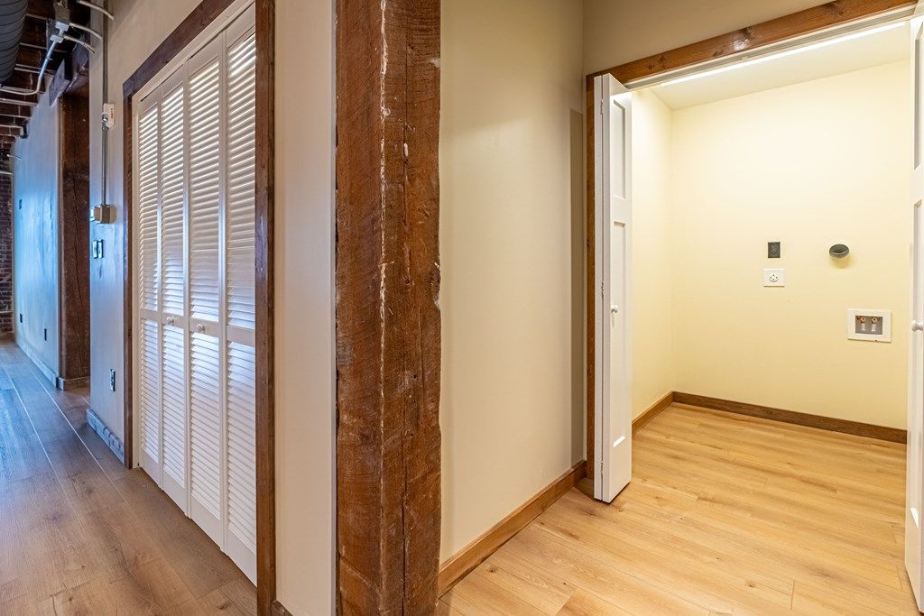 Photo of 453700 E Main St, Kingsport, TN 37660 (MLS # 104732)